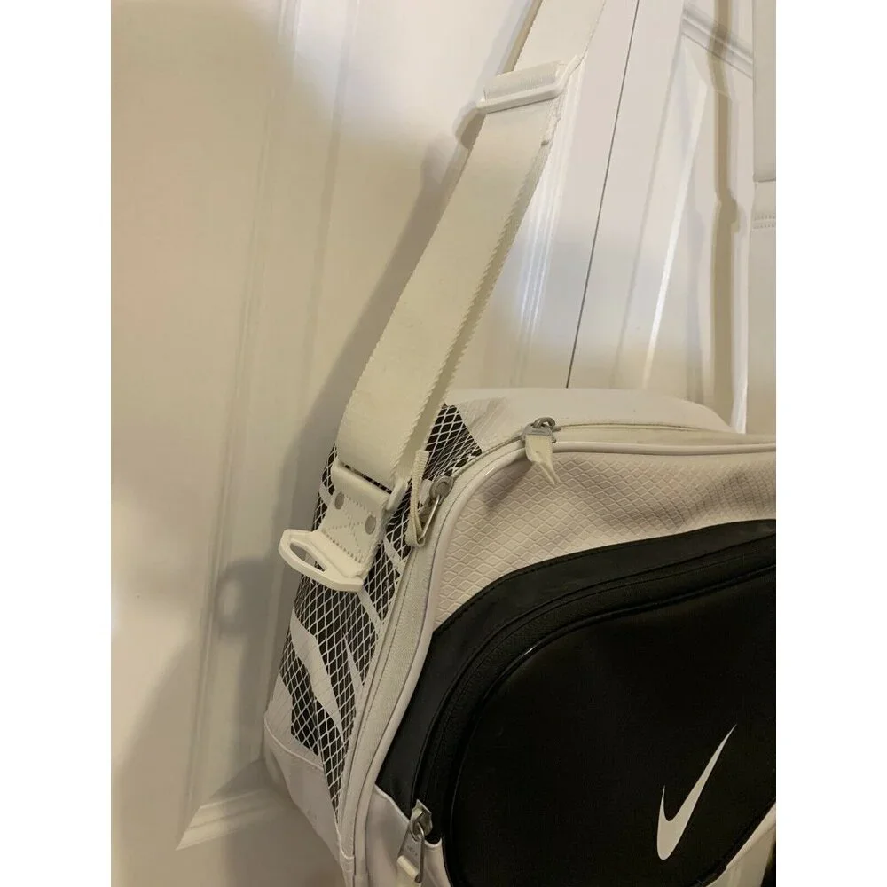 Nike‎ Duffle Bag Max Air Training Gym Sports White Black Overnight Travel